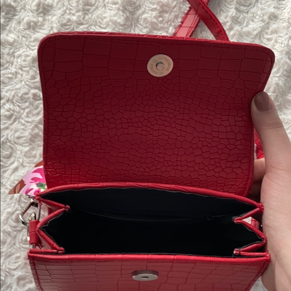 Red mini purse - Picture 4 of 4